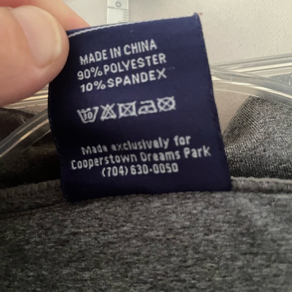 Cooperstown Dreams Park long-sleeved gray quarter-zip pullover zip side pockets - Picture 8 of 13